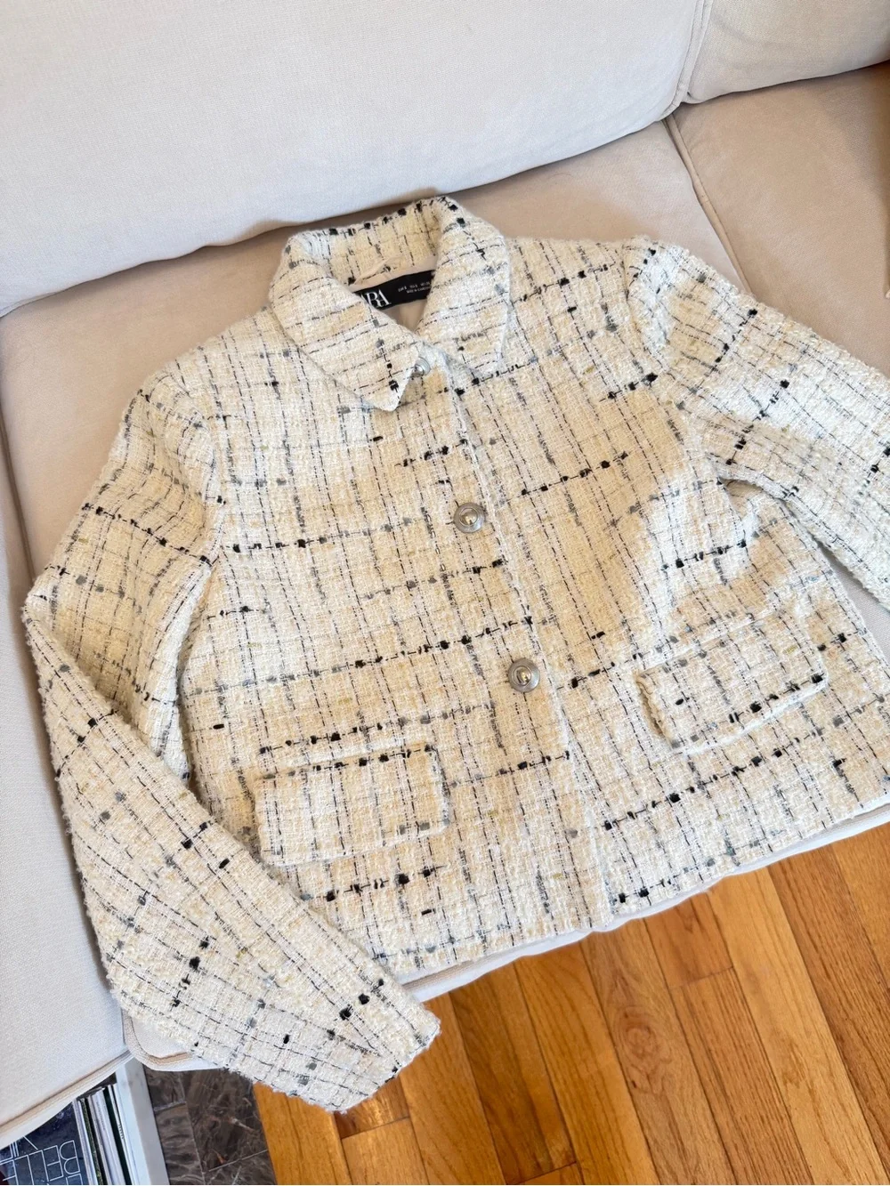 Zara Cream Tweed Boxy Cropped Blazer with Black Thread Detail